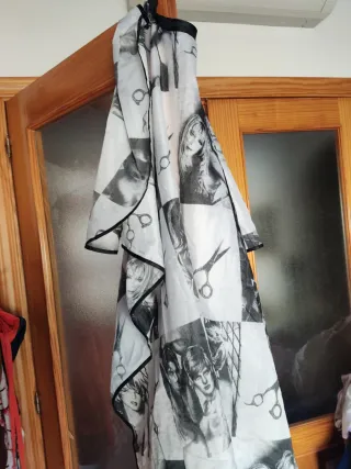 Capa para cortar pelo con estampado