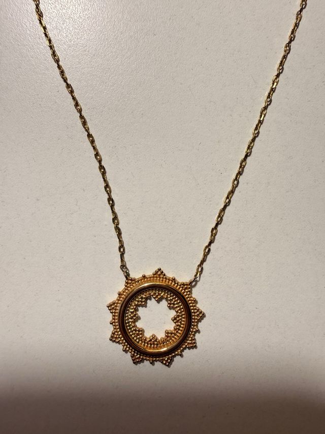 Collar Sol Acero Inoxidable Dorado