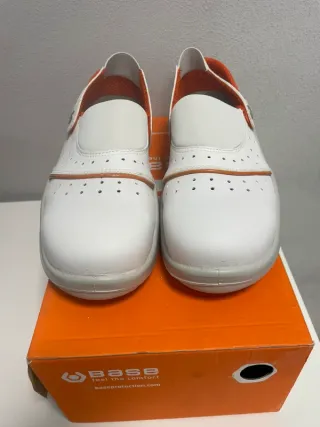 Scarpe Base Osmio Bianche Zoccolo Tg 40