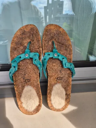 Chanclas UGG Talla 38