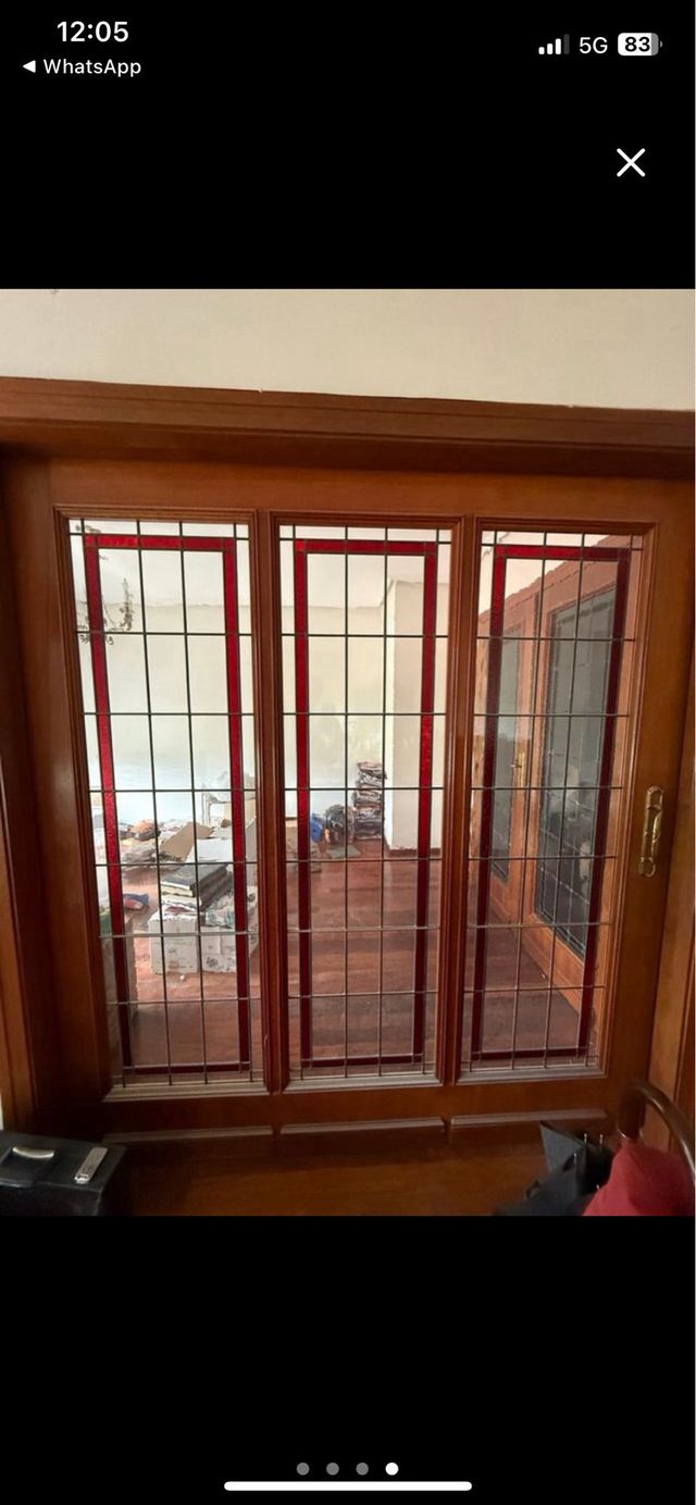 Puerta de madera interior