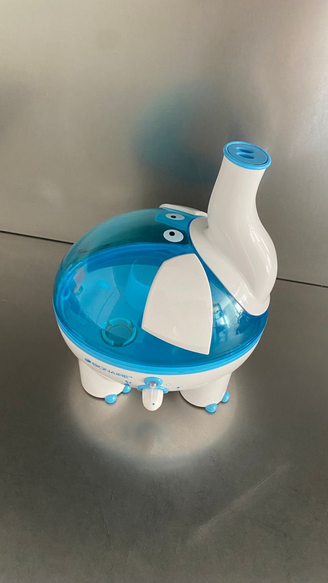 Humidificador Bionaire Elefante Azul y Blanco