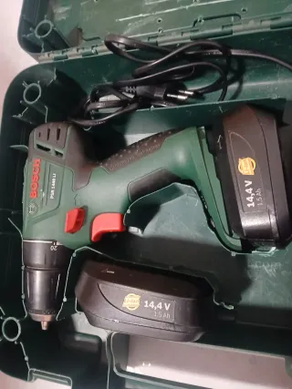 Taladro Bosch a batería + cargador + 2 baterías