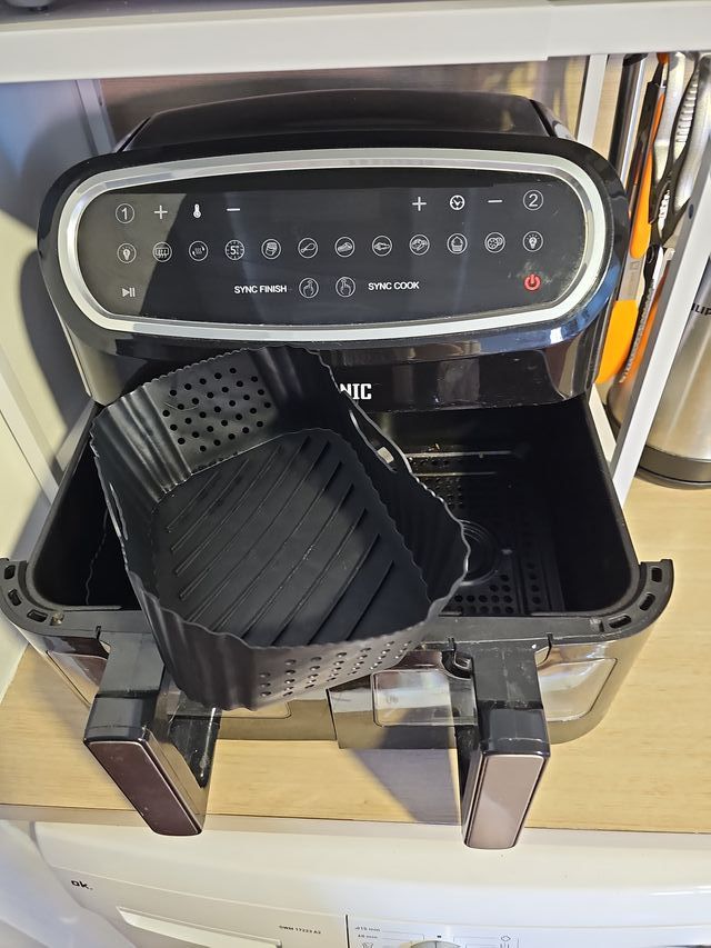 Freidora de aire doble con cestas de silicona