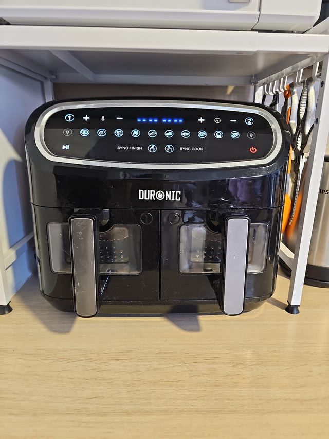 Freidora de aire doble con cestas de silicona