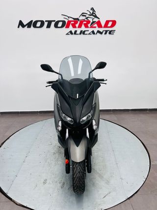 Yamaha XMAX 125