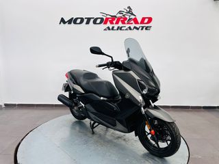 Yamaha XMAX 125