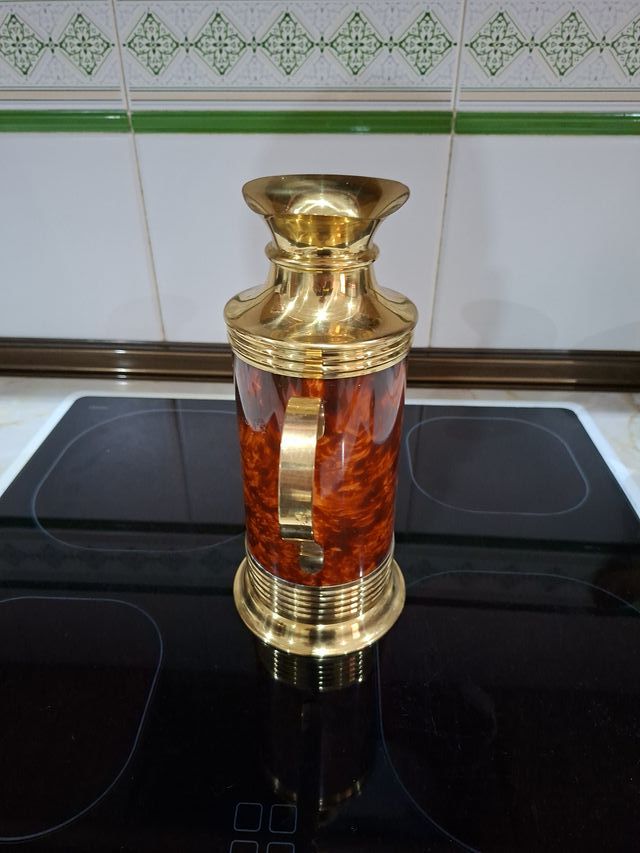 Termo de latón y carey. Quizá de valenti