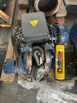 Polipasto Eléctrico Cadena 2 toneladas 
