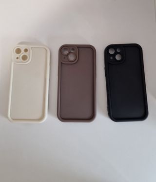 Custodia morbida opaca per iPhone 14