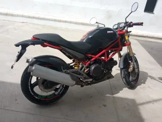 Ducati Monster 620 i.e con 16.000 kilómetros en bu