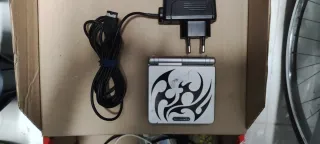 Nintendo Game Boy Advance SP Plata