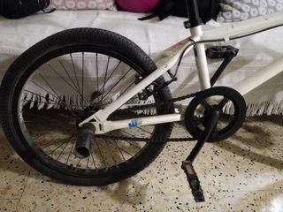 Bicicleta BMX. Precio negociable. No se hace envío