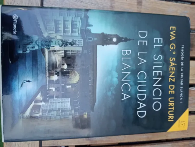 El silencio de la ciudad blanca: Trilogia de la...