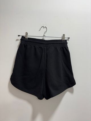 Pantalón corto chándal negro