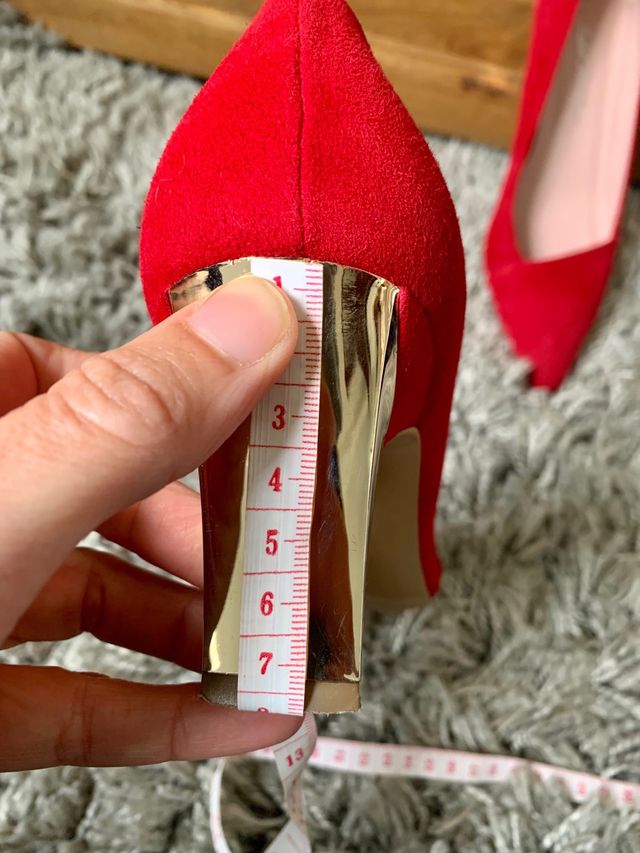 Tacchi Angari rossi e dorati