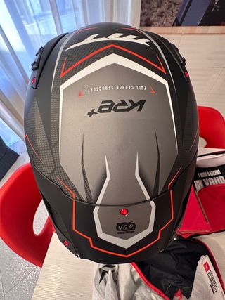 Casco MT Helmets KRE Carbon