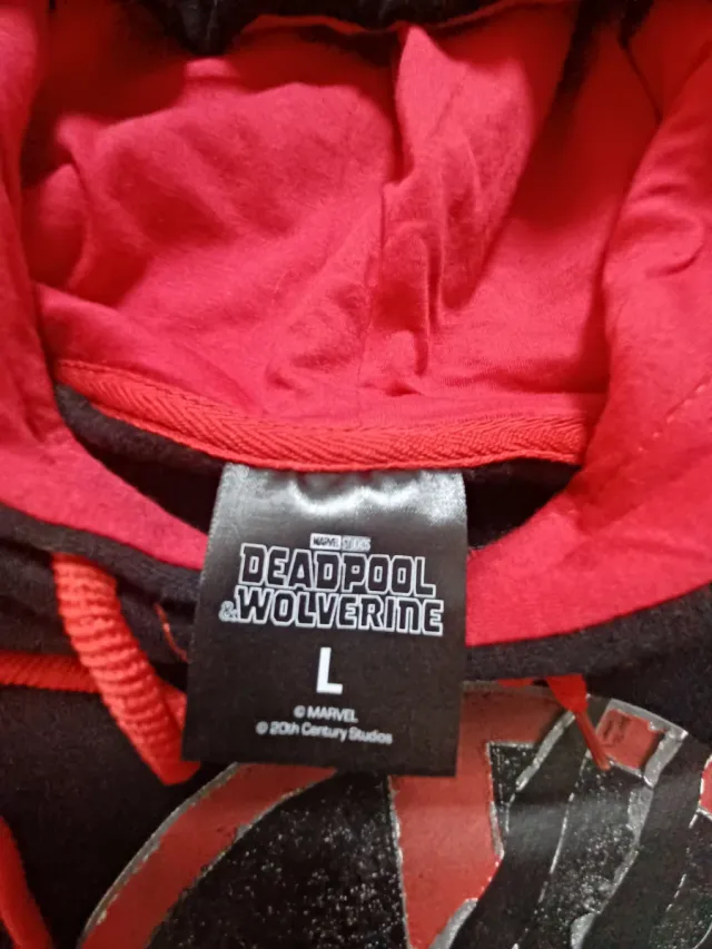 Sudadera Marvel Negra y Roja