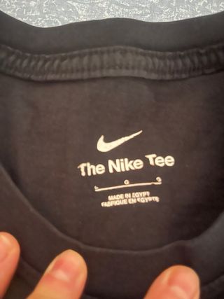 Camiseta Nike The Nike Tee Negra