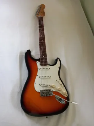 Guitarra Fender Stratocaster