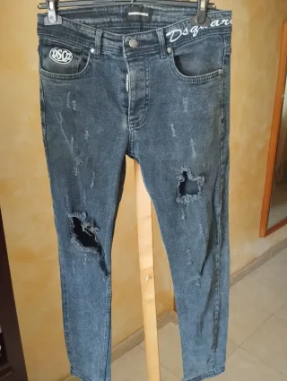 Jeans Dsquared2 uomo strappati grigi