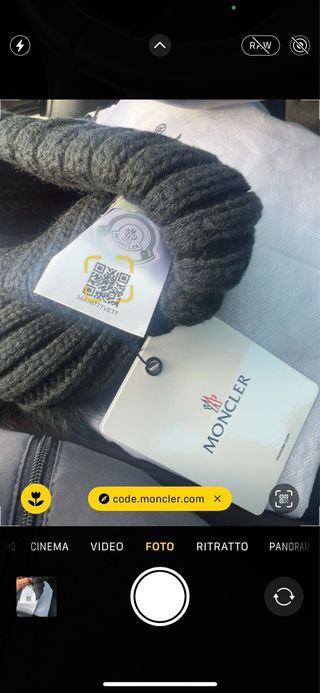 Cappello Moncler lana nero con pompon