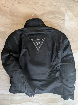 Chaqueta Dainese  + Protector espalda Wave G2