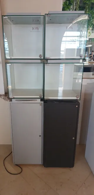 2 Vitrinas Joyería Madrid con Luz y Cerradura