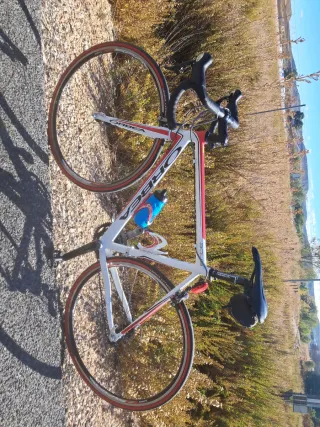 Bicicleta de carretera orbea.