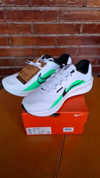 Zapatillas Nike Running Blancas y Verdes Talla 42