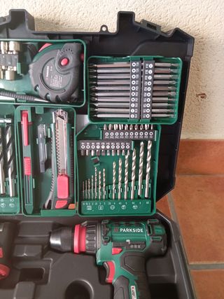Kit Taladro Parkside con accesorios y 2 baterías