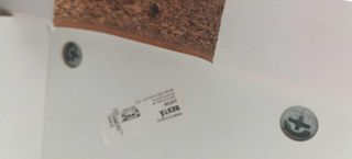 Escritorio IKEA BESTÅ blanco con pasacables