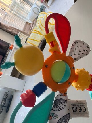 Juguete Lamaze para trona