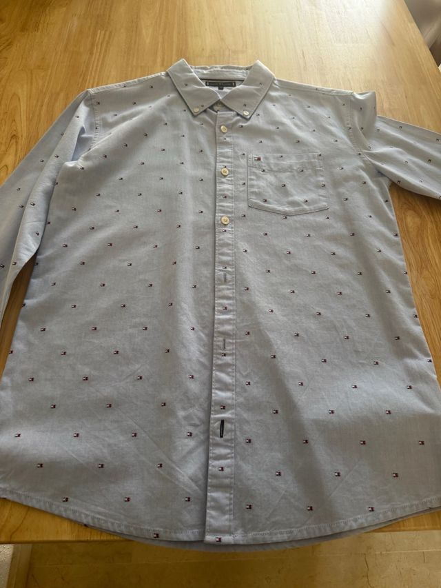 Camisa Tommy Hilfiger niño azul estampada