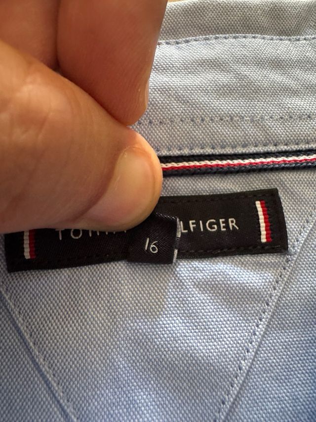 Camisa Tommy Hilfiger niño azul estampada