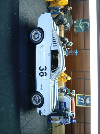 Ford Mustang 1964 #38 1/18