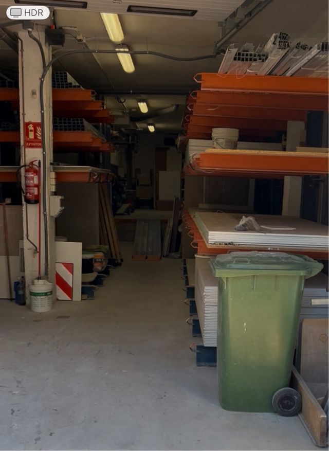 Estanterías Mecalux Cantilever y Medias
