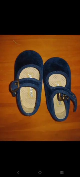 Merceditas niña azul terciopelo
