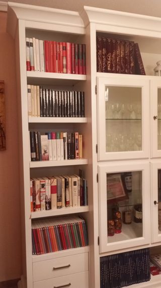 Librería vitrina madera y cristal