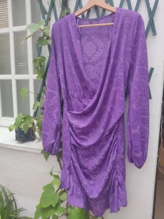 Vestido morado efecto terciopelo
