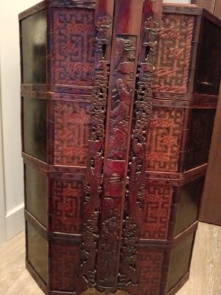 Antichi bauli indiani in bambù e legno