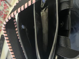 Mochila Desigual grande negra y rosa