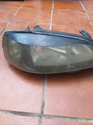 Faros Opel Astra Originales. 
Juntos o por separad