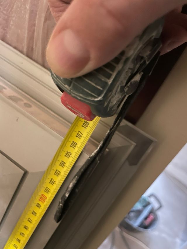 Ventana aluminio abatible