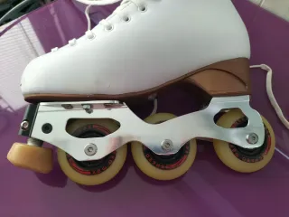 Pattini in linea Risport Venus Snow Who