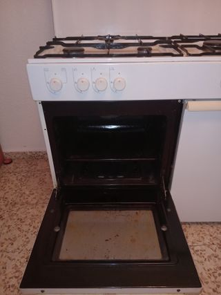 Cocina con horno gas natural