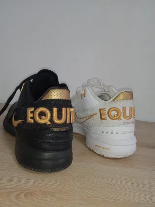 Nike LeBron NXXT AMPD-46 Oro Blanco