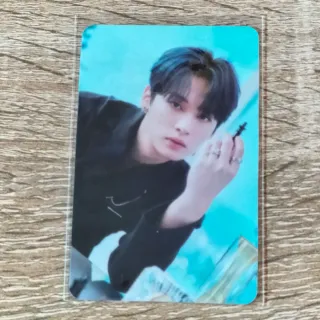 Photocall Lee Know Stray Kids