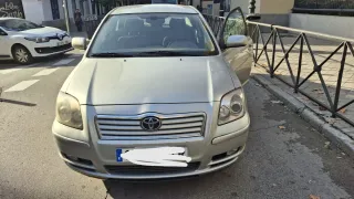 Toyota Avensis 2004