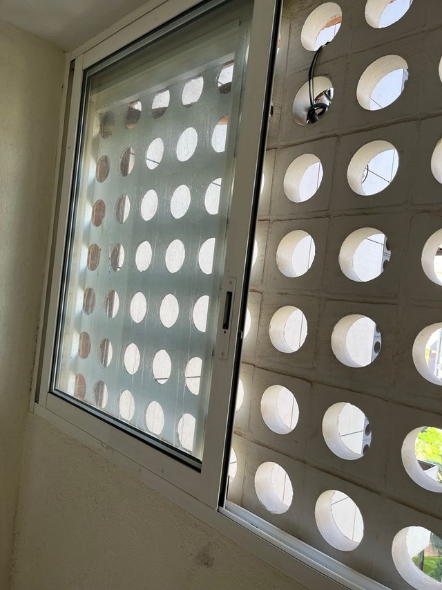 Ventana corredera aluminio blanco con carril